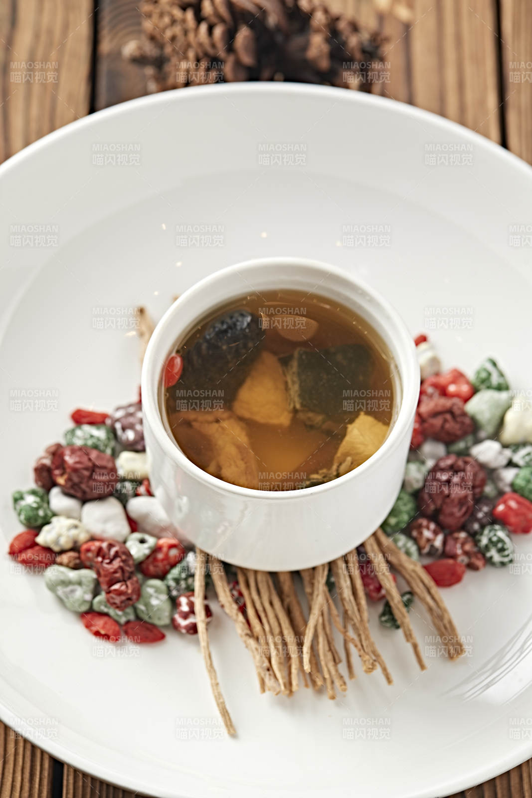 枸杞当归乌鸡汤