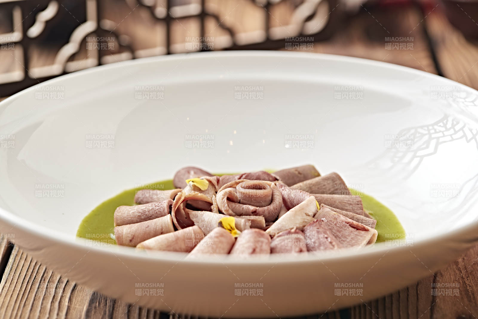 澆汁牛口條牛舌