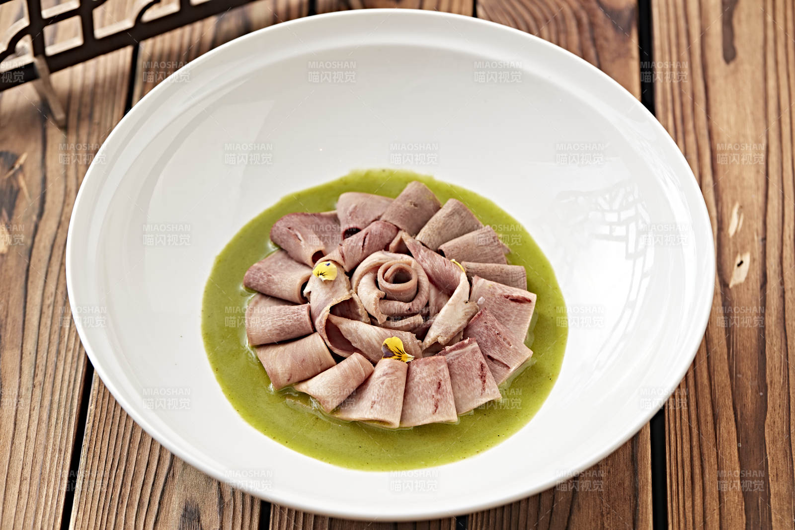 澆汁牛口條牛舌