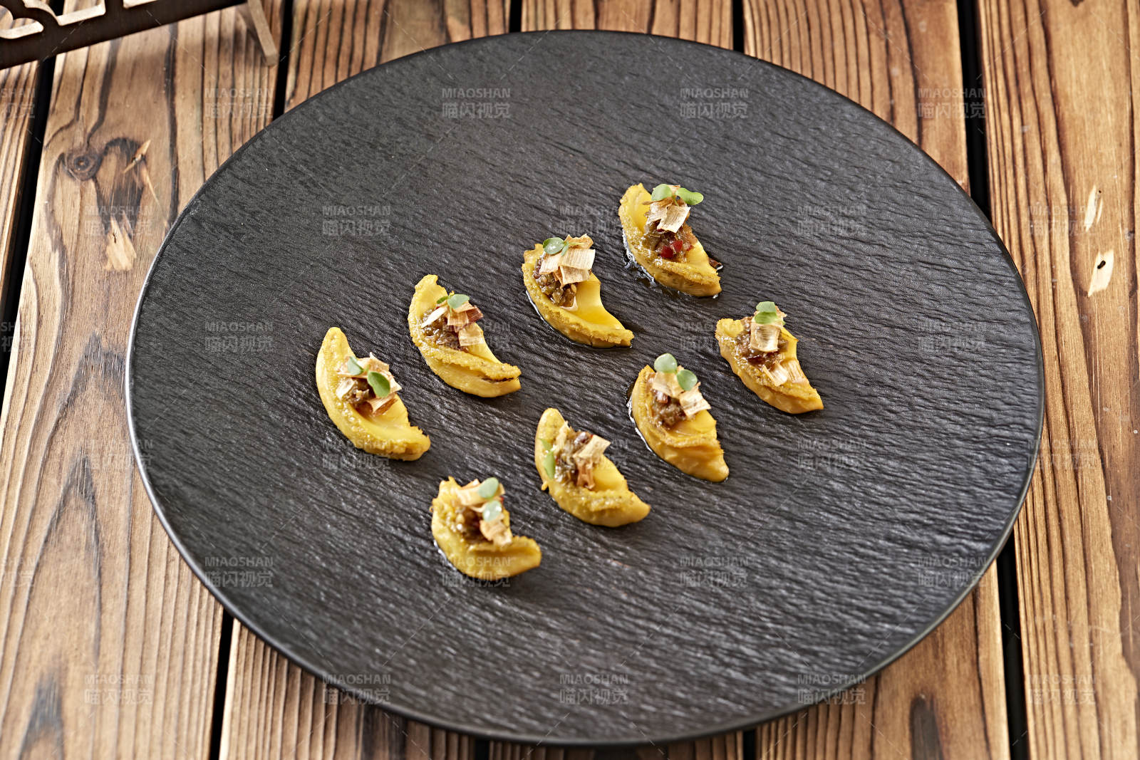 山椒醬配油煎鮮鮑魚(yú)