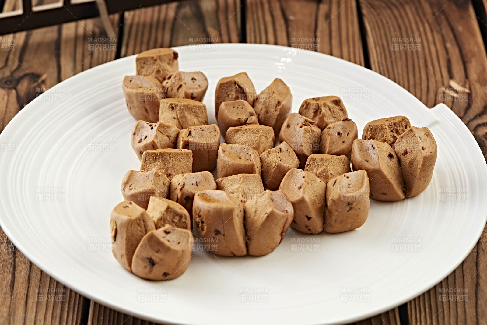 烤黑豆杂粮开花馍