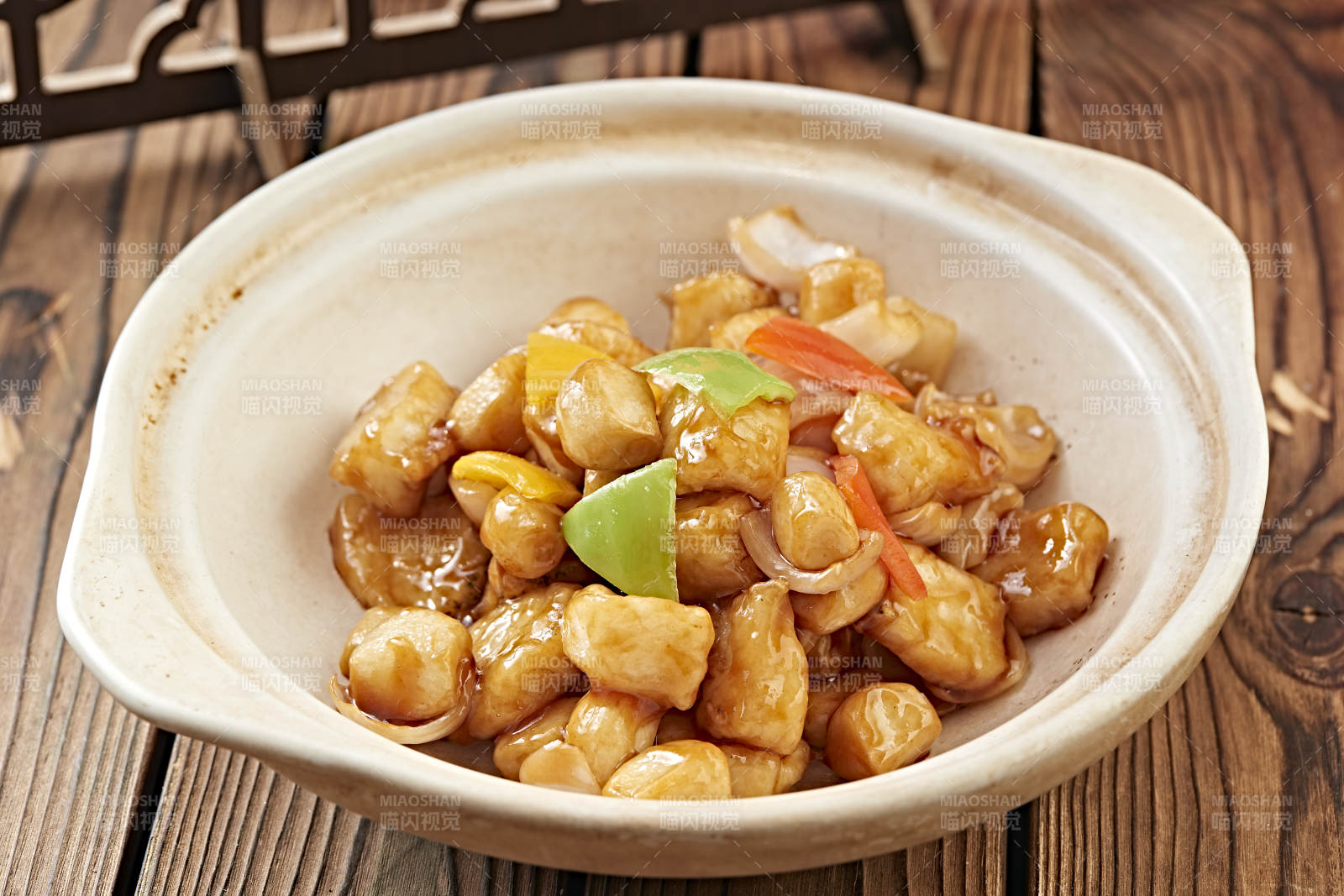 砂锅蒜香银鳕鱼粒