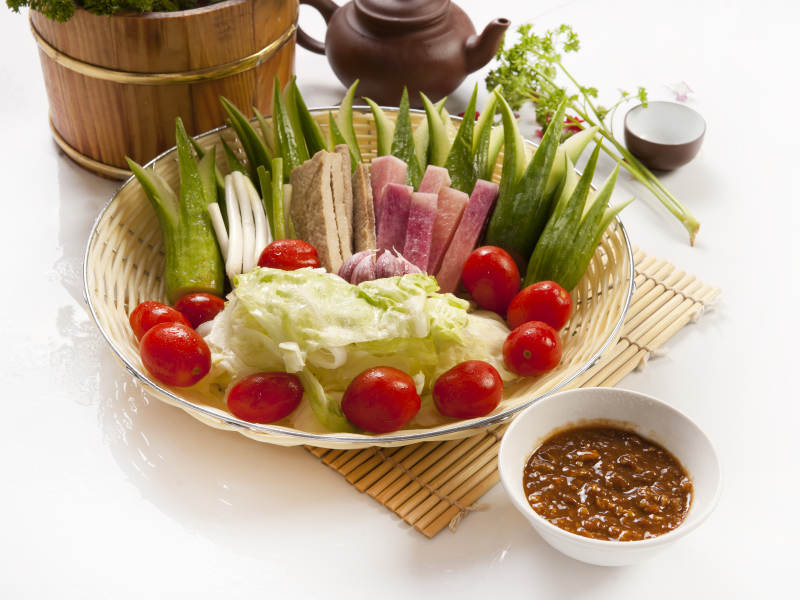 蘸酱田园时蔬大拌菜