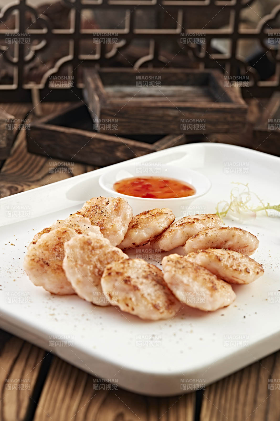 香炸深海虾肉饼