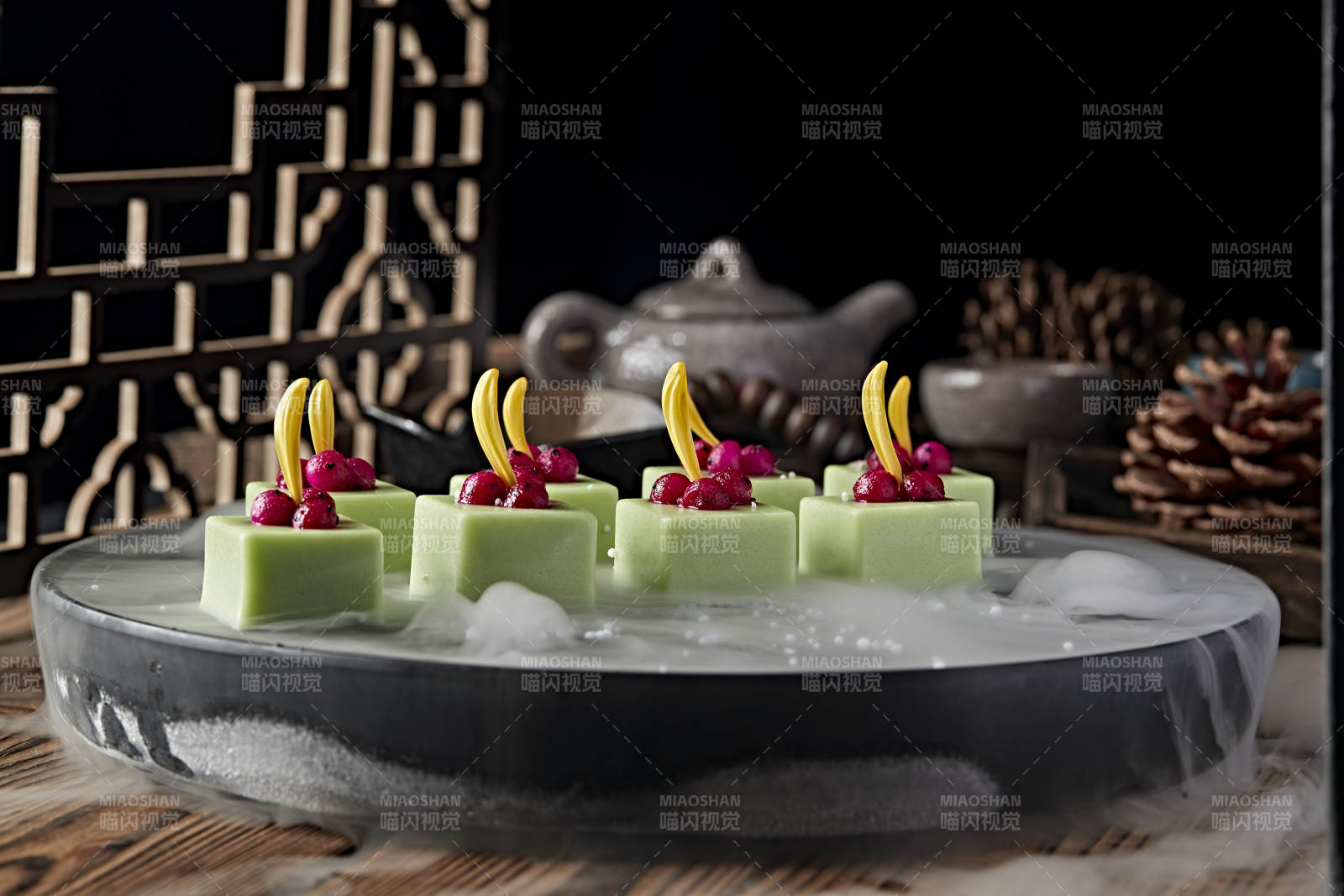 冰镇哈密瓜果冻豆腐