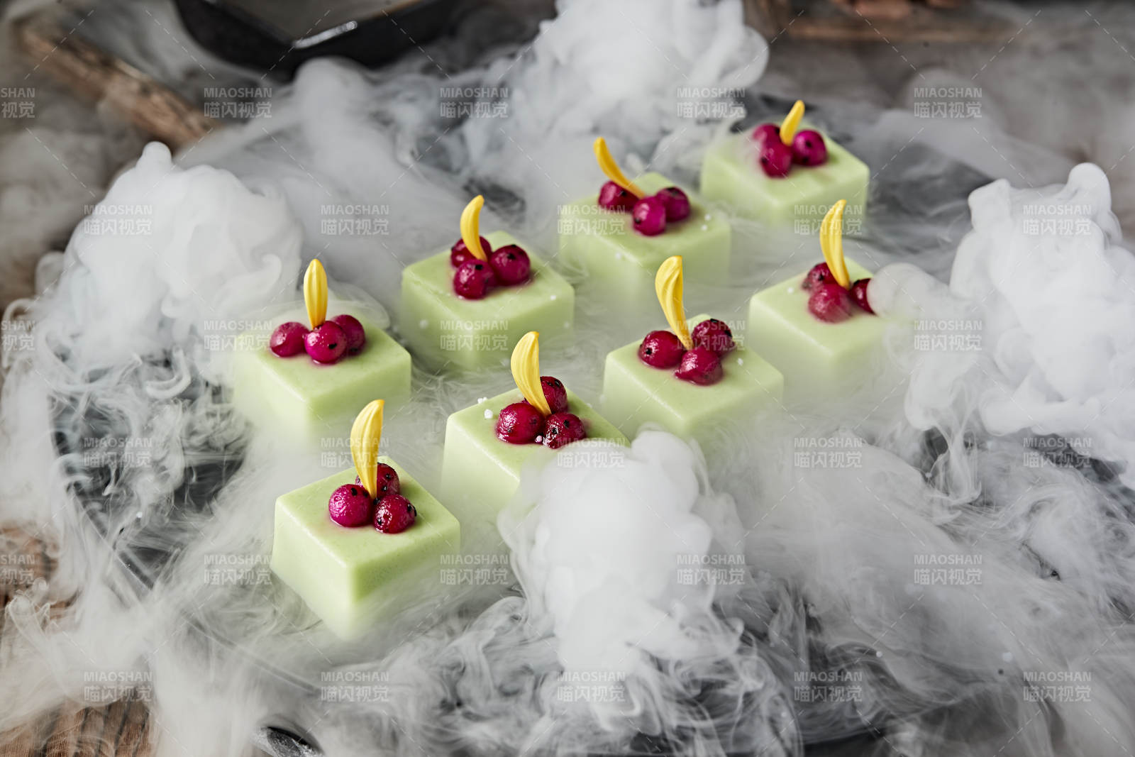 冰镇哈密瓜果冻豆腐