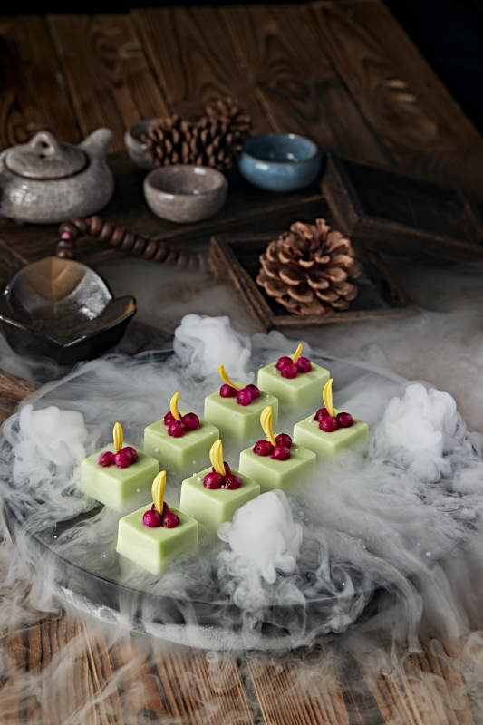 冰镇哈密瓜果冻豆腐