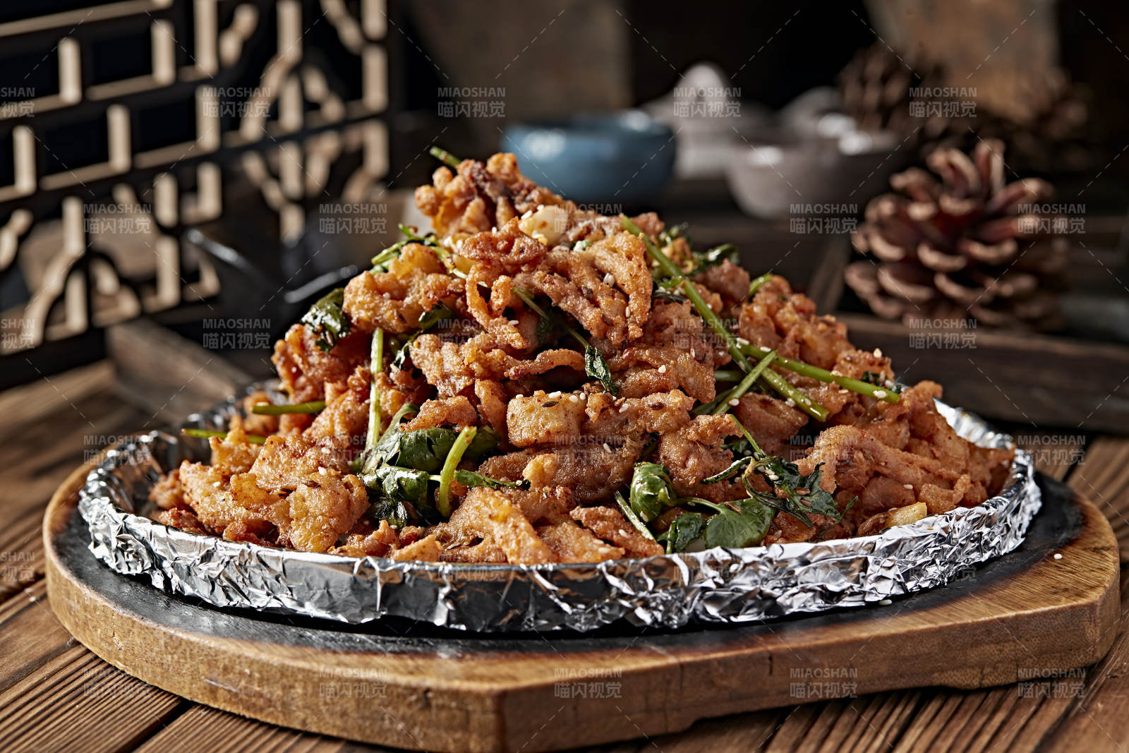 铁板锡纸蒜香黄牛肉