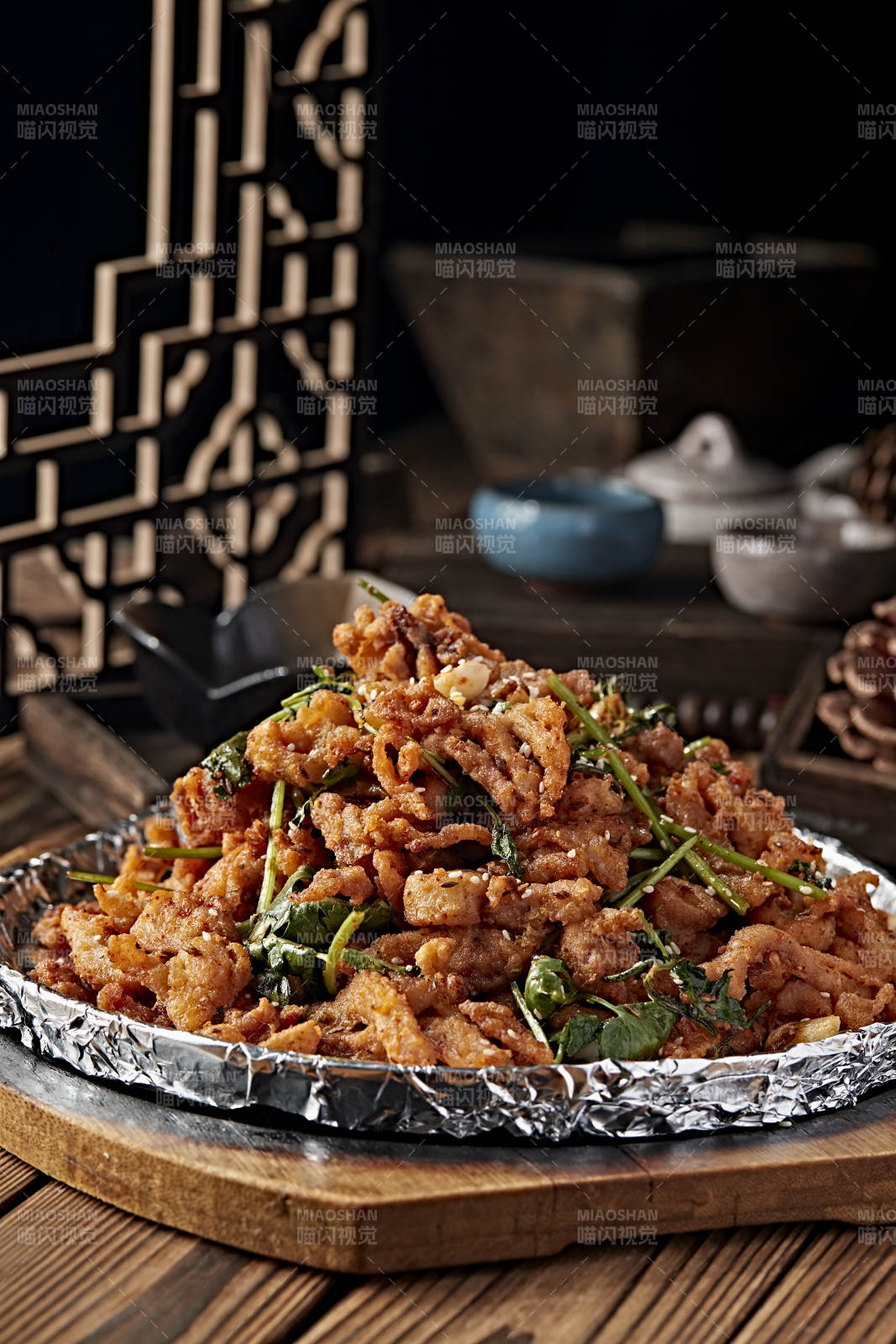 铁板锡纸蒜香黄牛肉