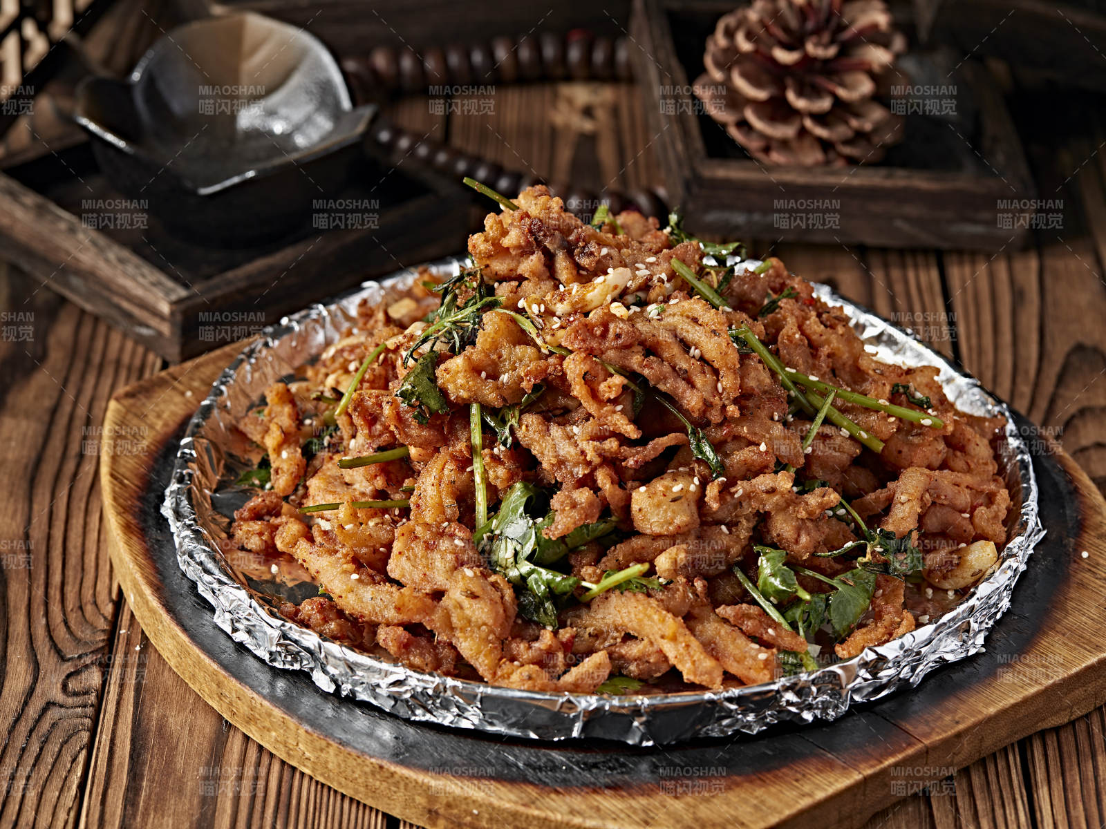 铁板锡纸蒜香黄牛肉