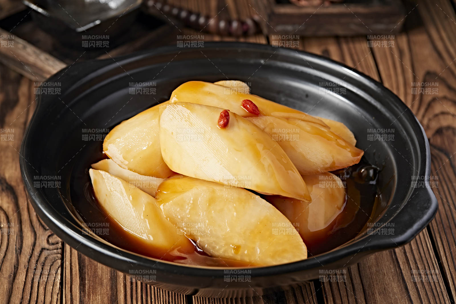 砂锅黄焖白萝卜