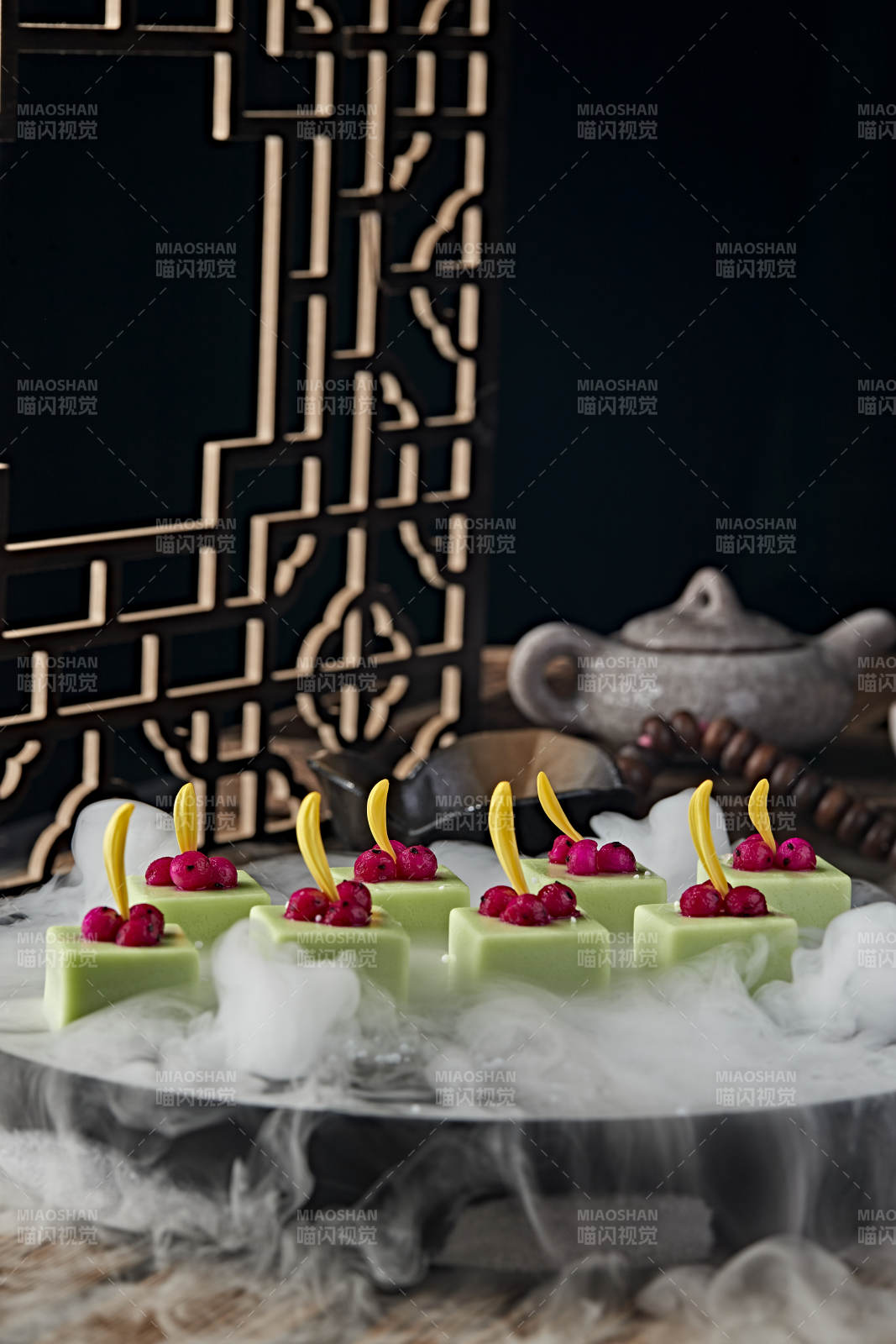 冰镇哈密瓜果冻豆腐