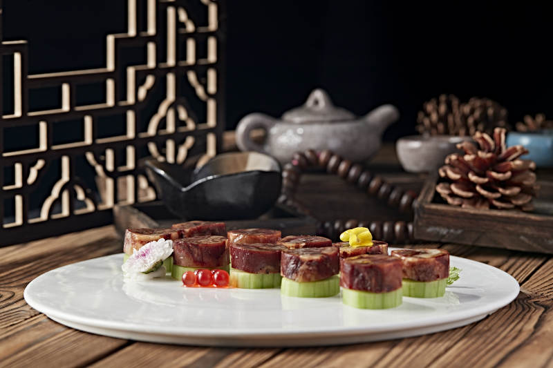 美味凉菜压蹄花卷