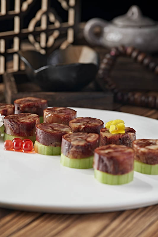 美味凉菜压蹄花卷