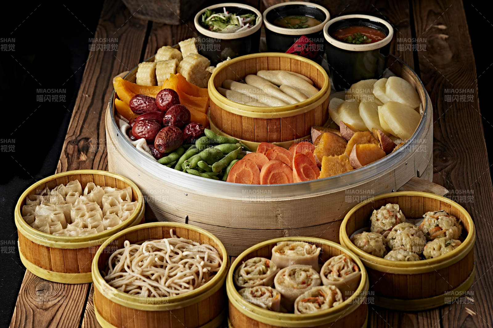 霸王蒸莜面配蘸醬蒸蔬菜