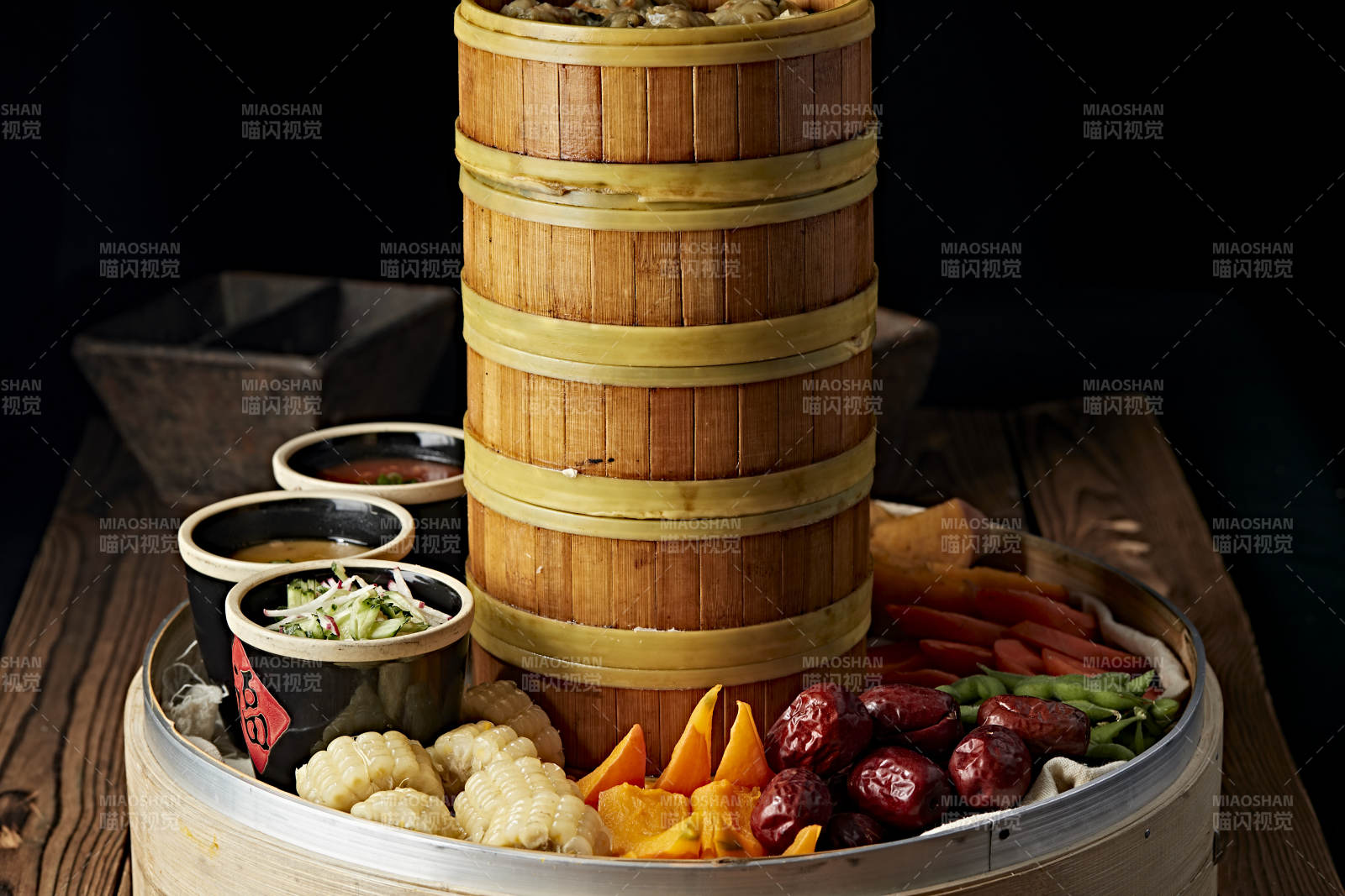 霸王蒸莜面配蘸酱蒸蔬菜