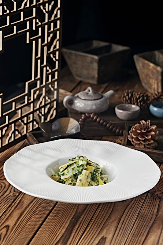 荠菜沫拌春笋片