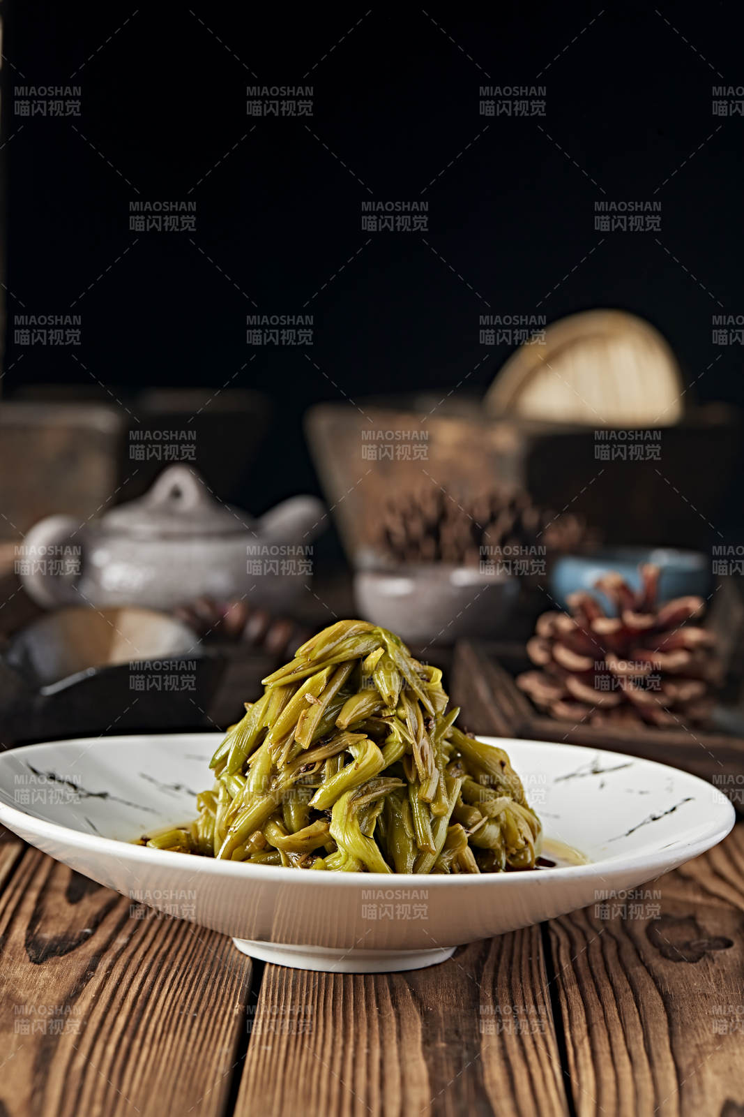 凉拌野生黄花菜