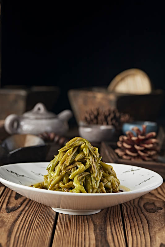 凉拌野生黄花菜