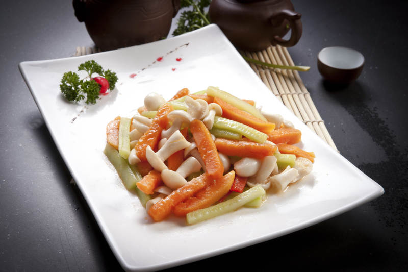 南瓜乳瓜素炒白玉菇