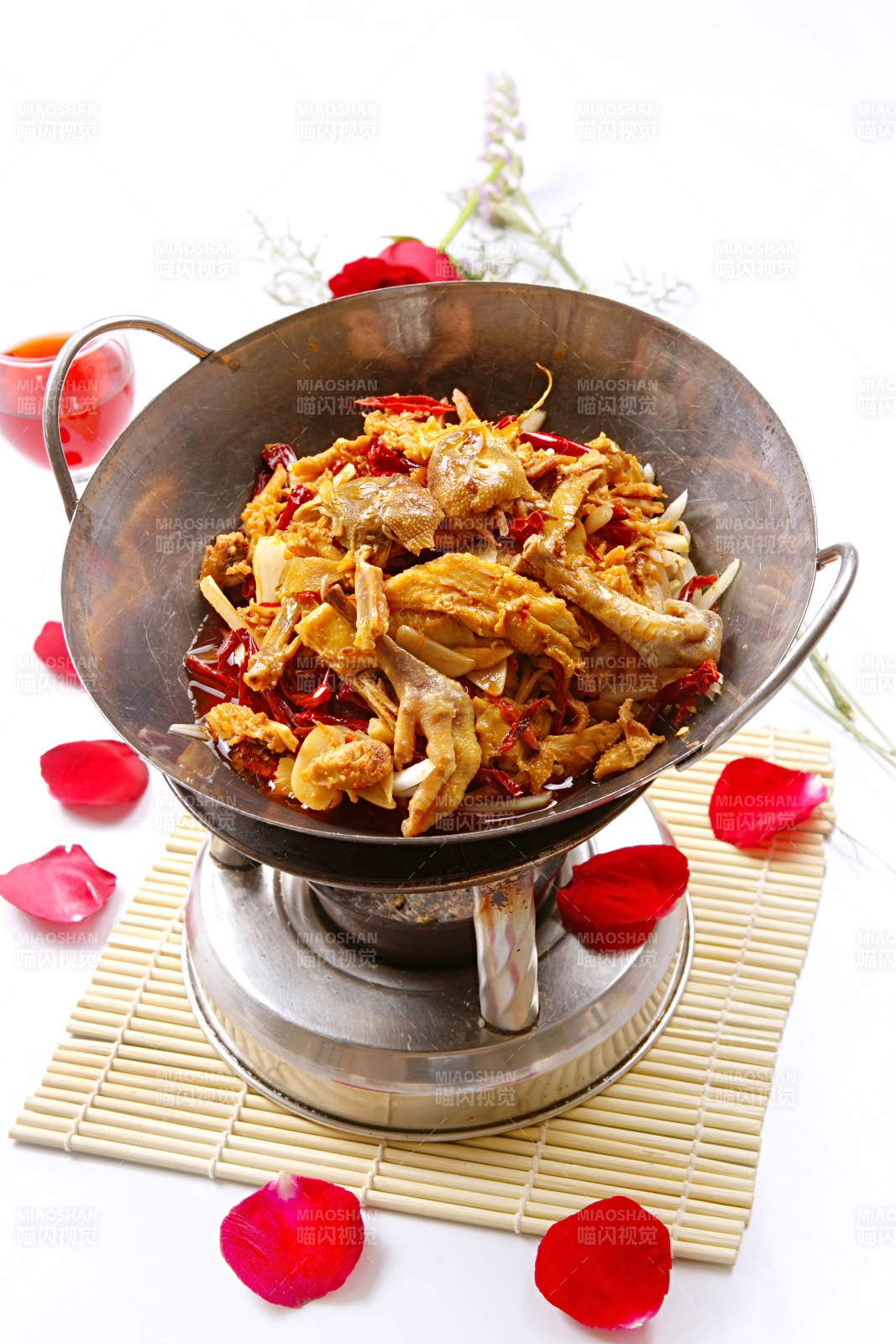 香辣鍋仔腐竹爆鳳爪