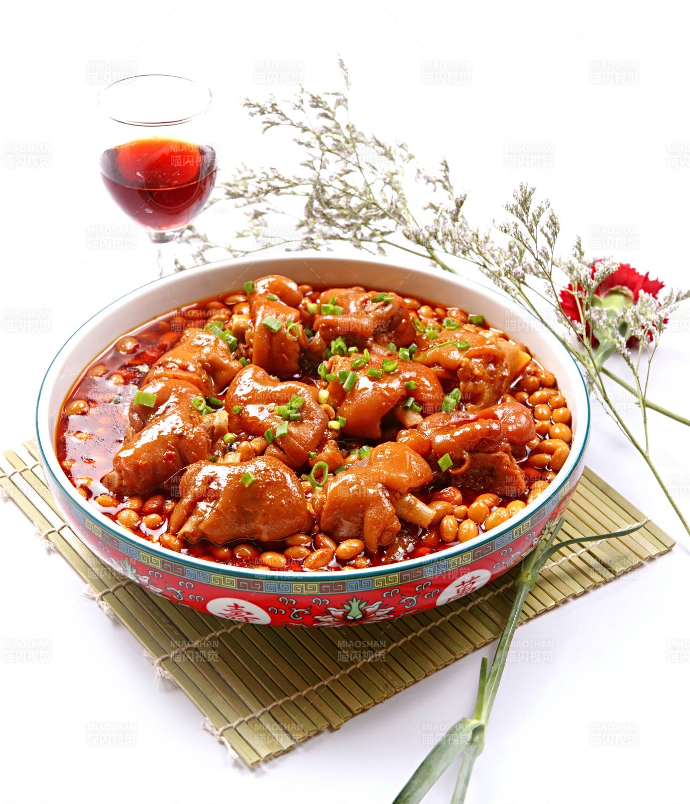 红烧黄豆炖猪蹄