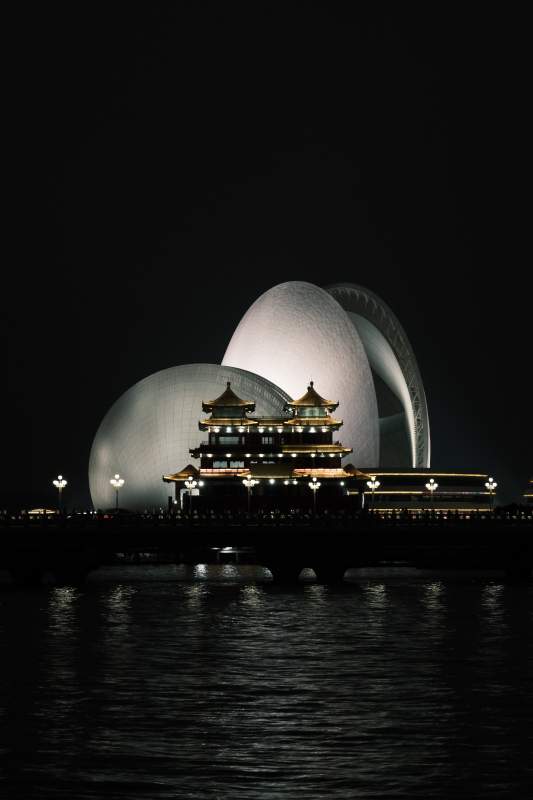 珠海日月贝夜景