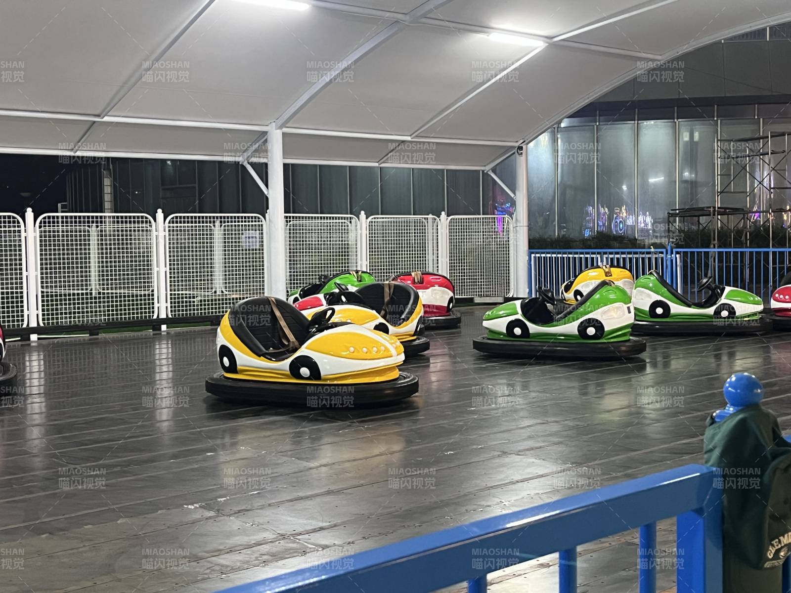 室內碰碰車樂園