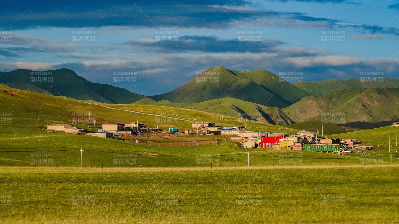 甘南桑科草原小镇风光