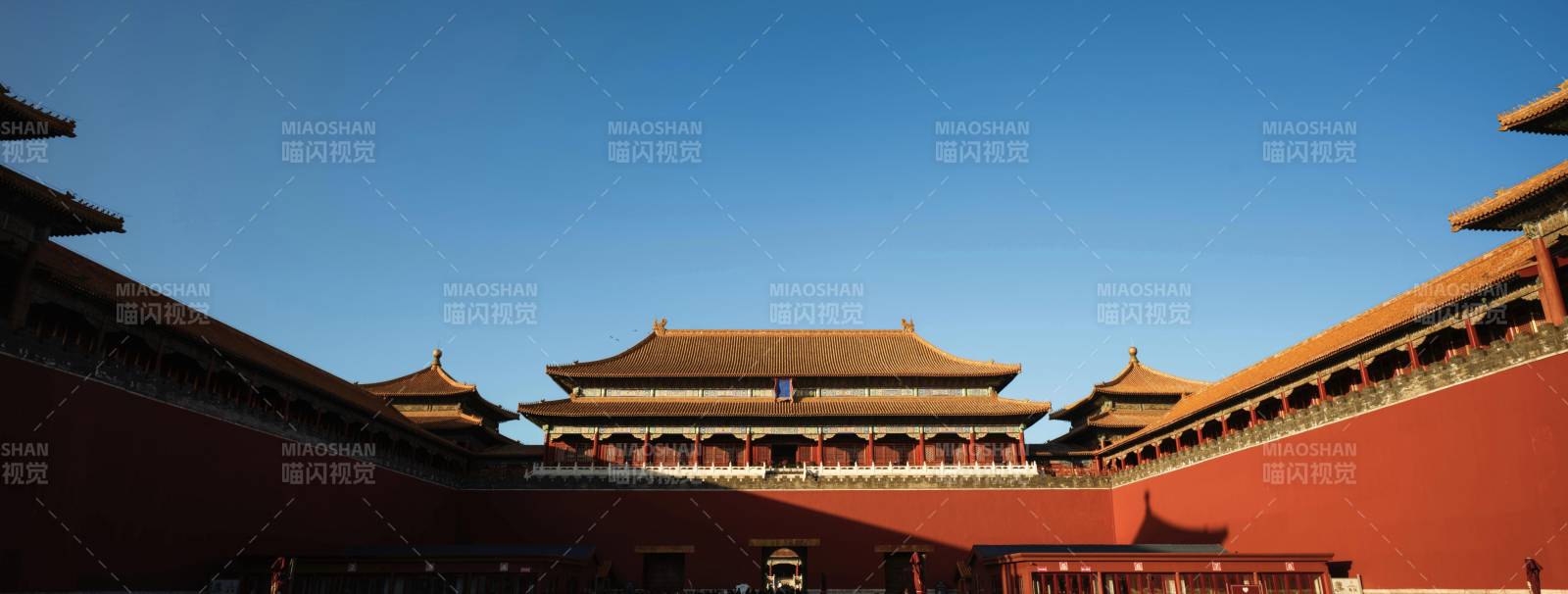 故宫红墙金瓦