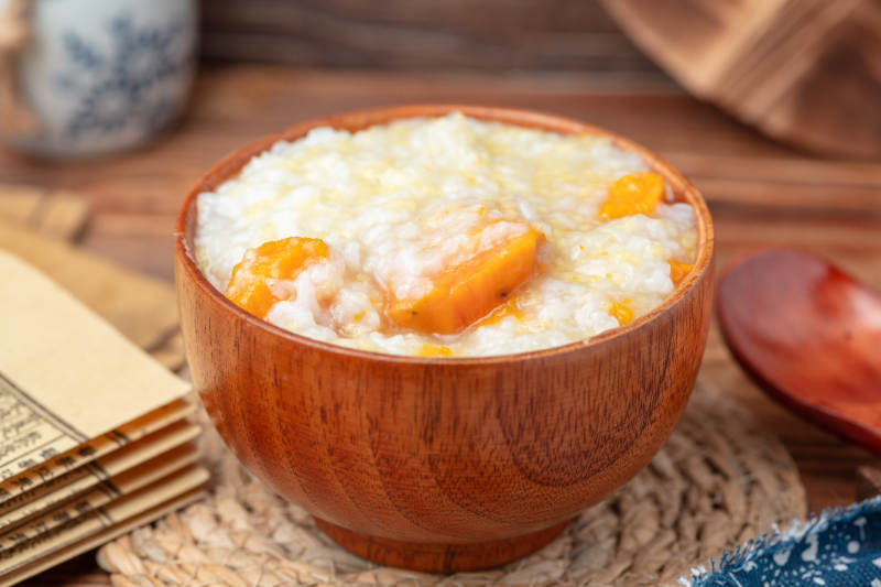 小米红薯粥暖心暖胃