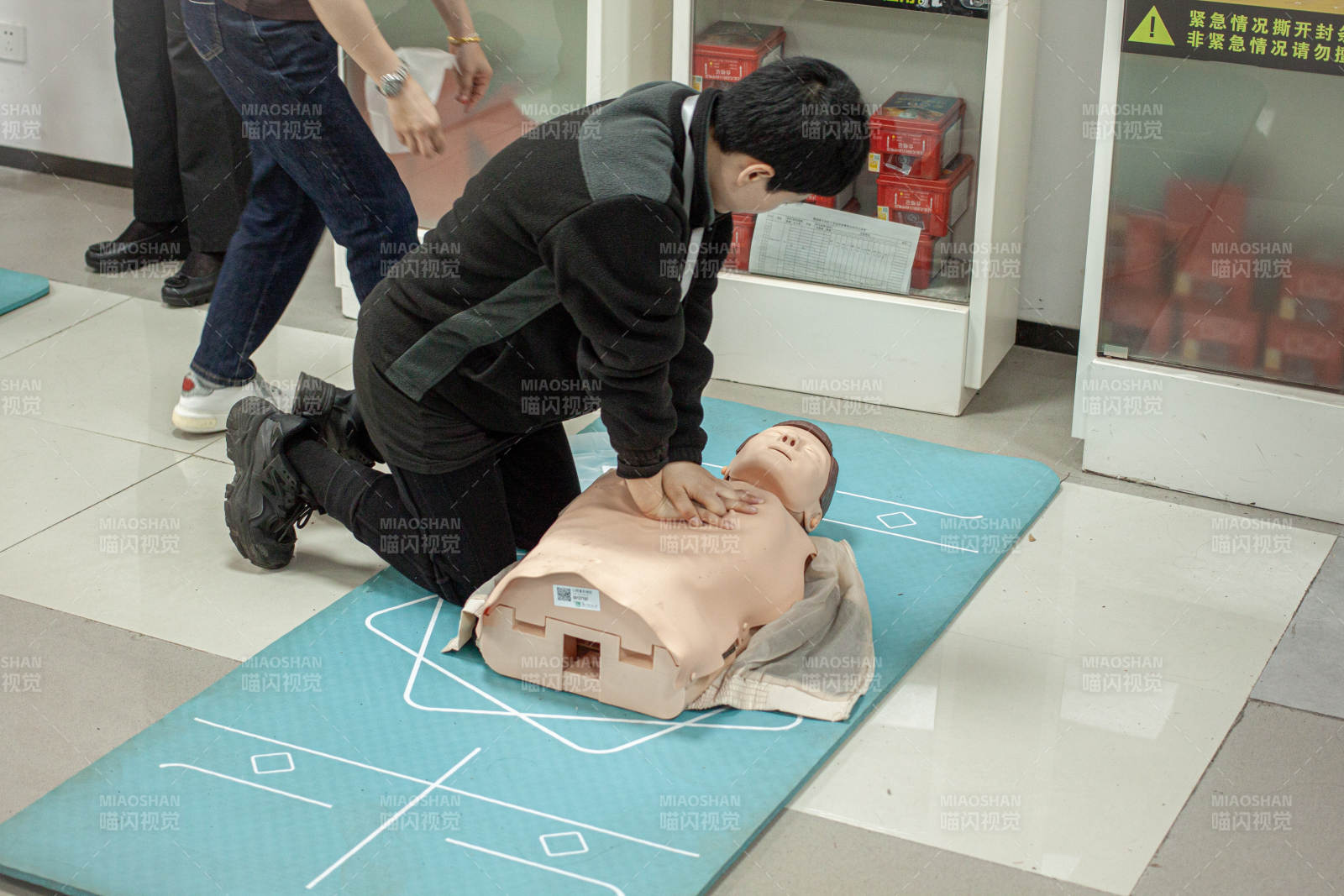 心肺复苏训练现场