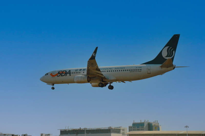 SDA航空客机起飞