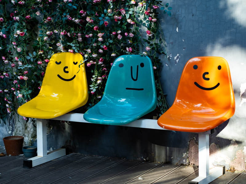 笑脸椅 色彩缤纷