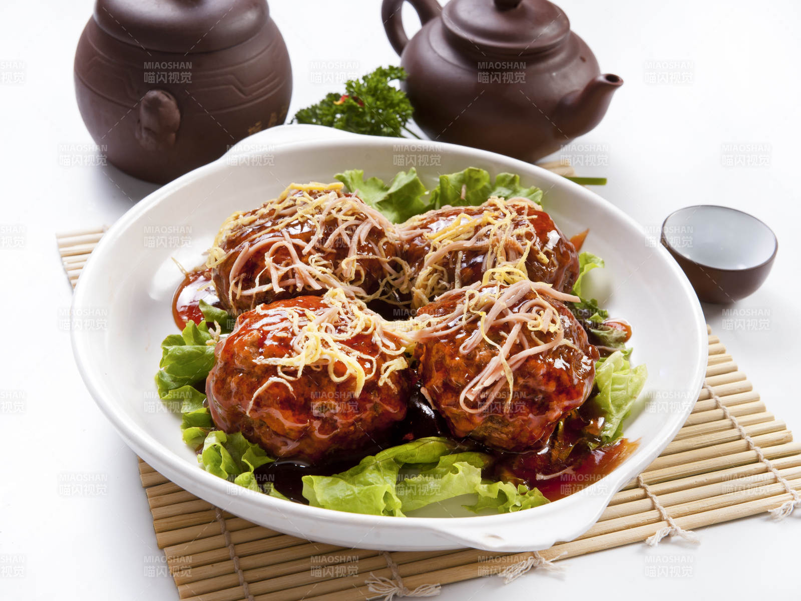 澆汁紅燜四喜丸子