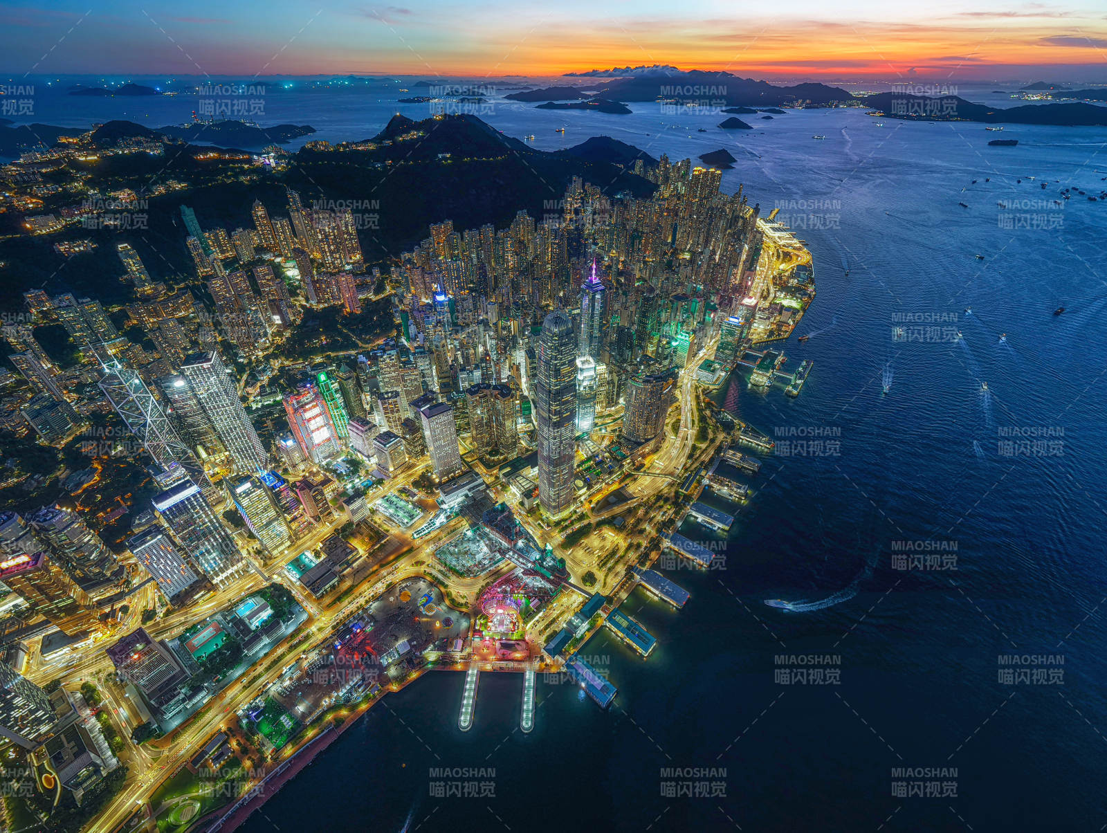 香港夜景璀璨夺目