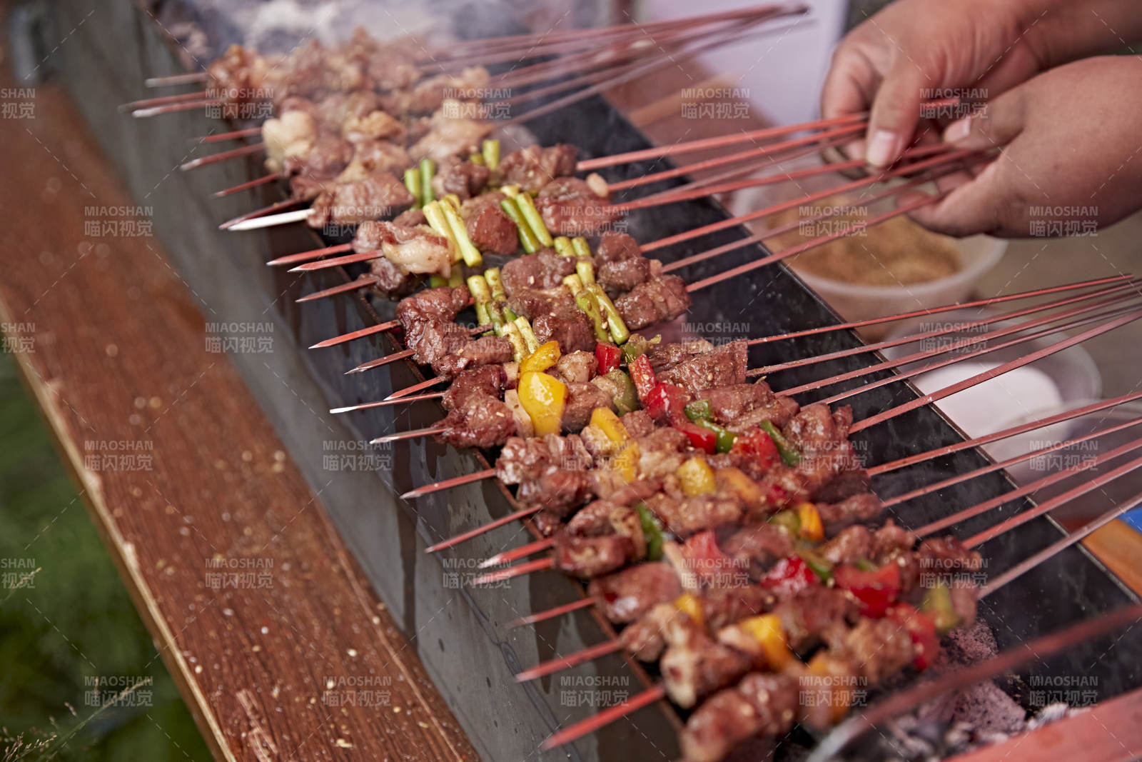 烤串美味诱人