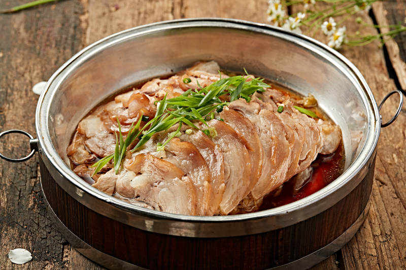 红油豆豉蒸肘花