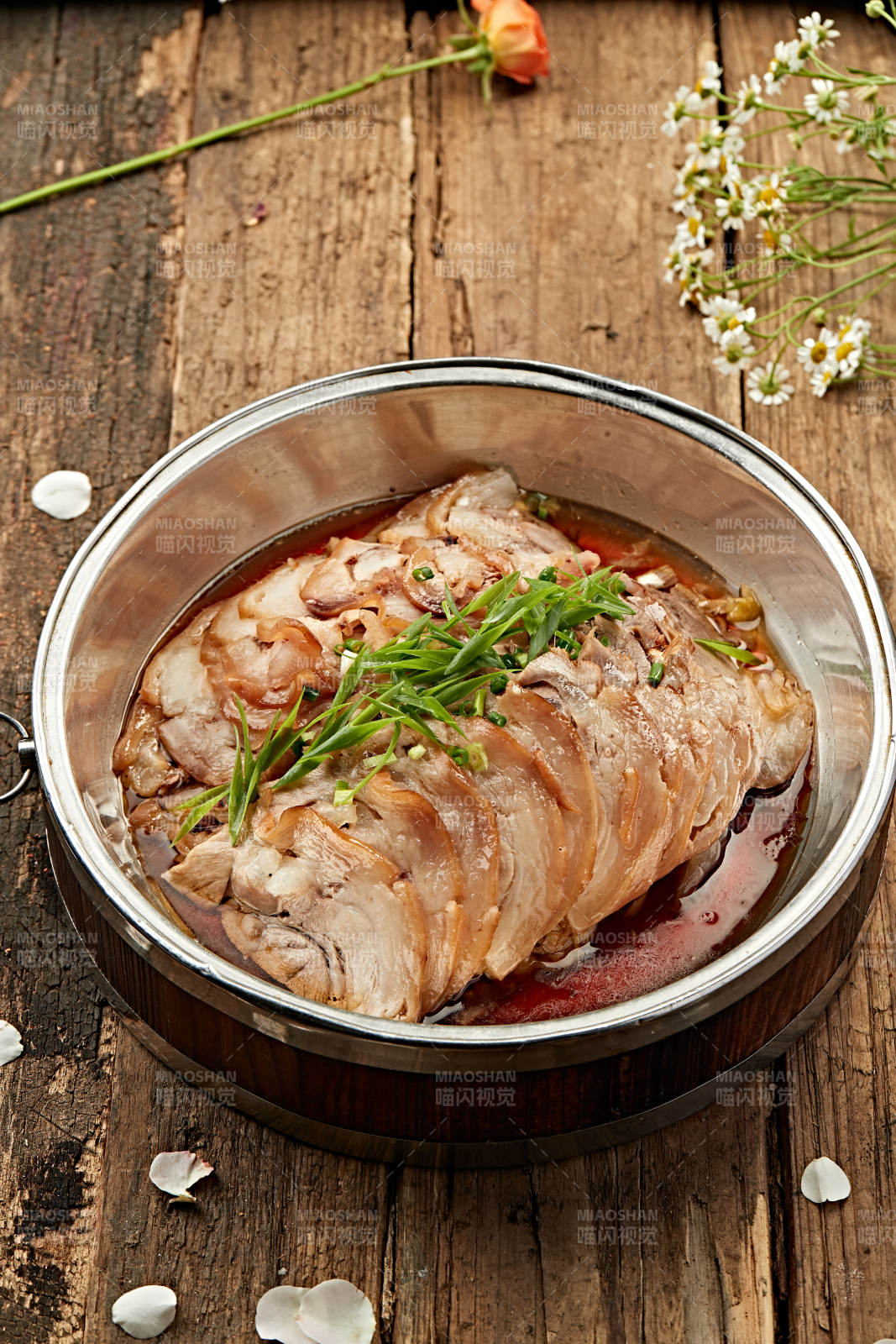 紅油豆豉蒸肘花