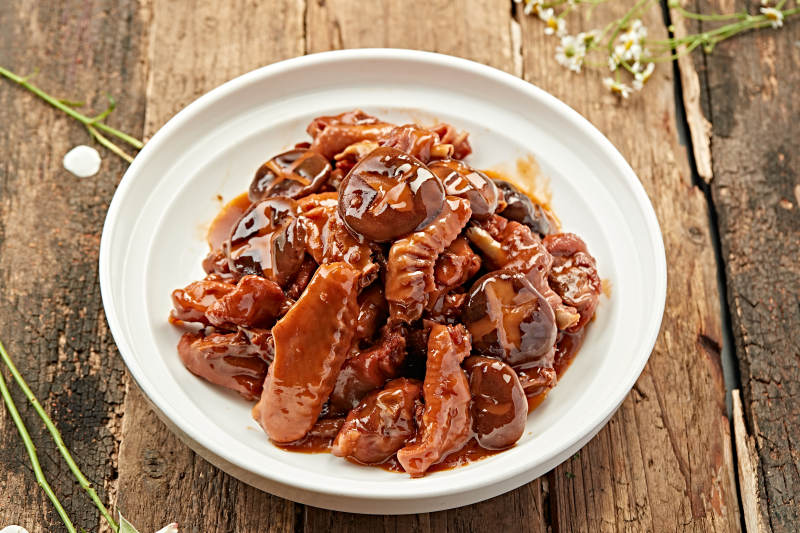 香菇炖鸡块 
