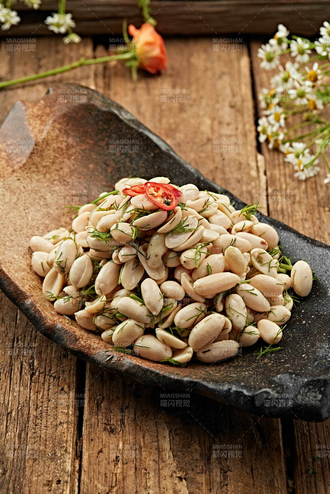 白豆配香草辣椒