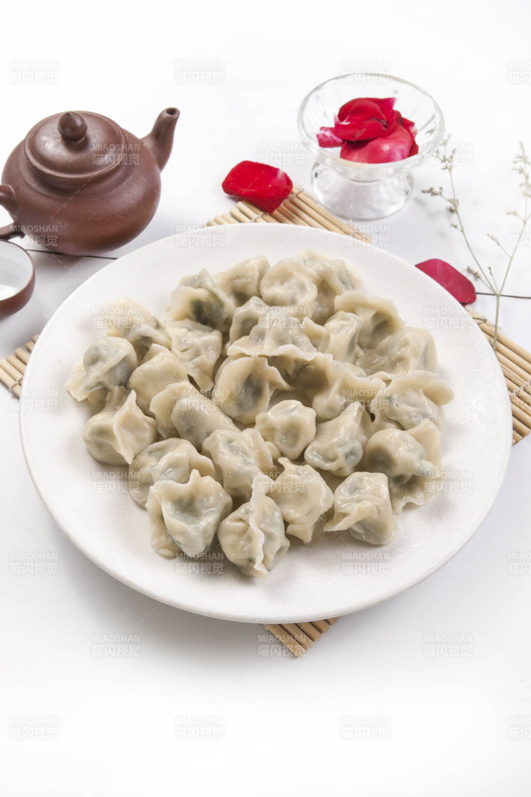 美味饺子配茶香