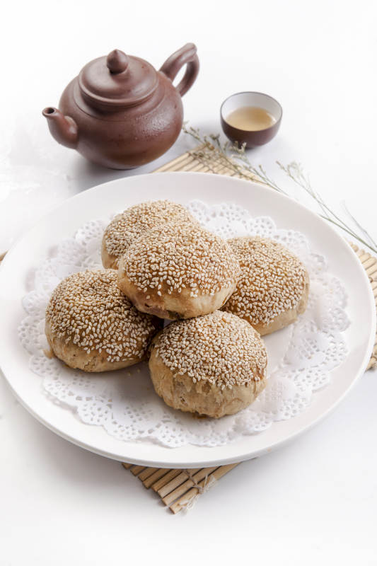 芝麻饼配茶点
