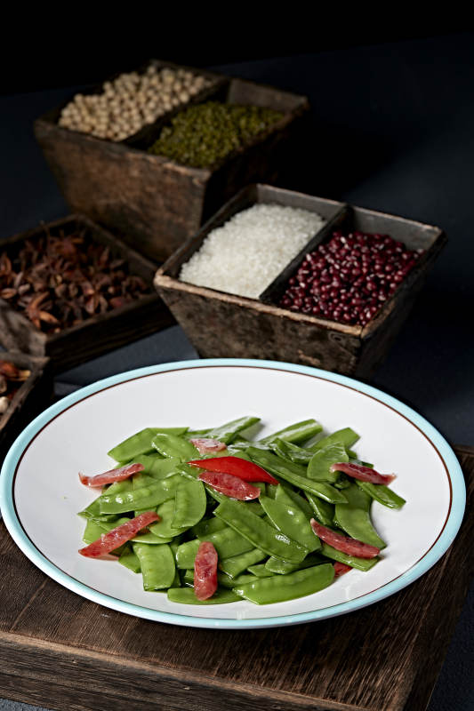 清炒荷蘭豆配紅椒