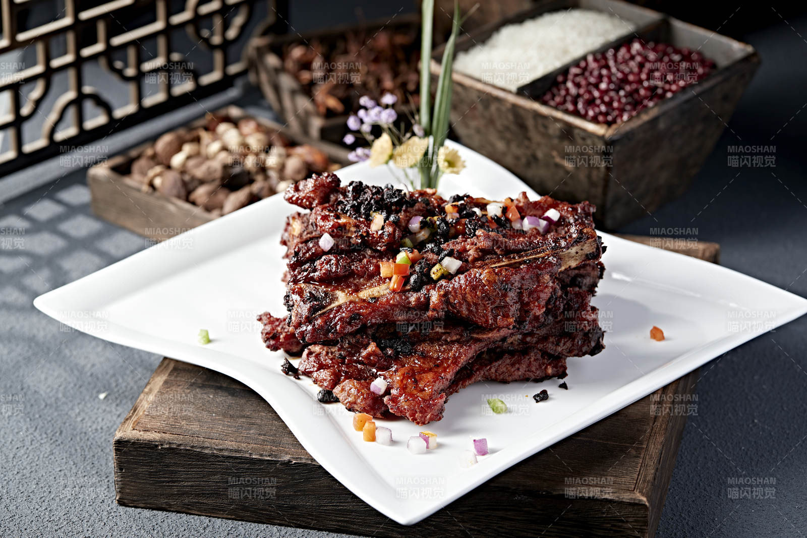 香烤排骨配五谷