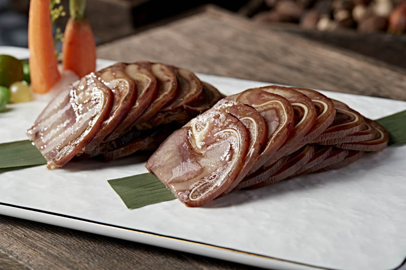 精致腊肉切片摆盘