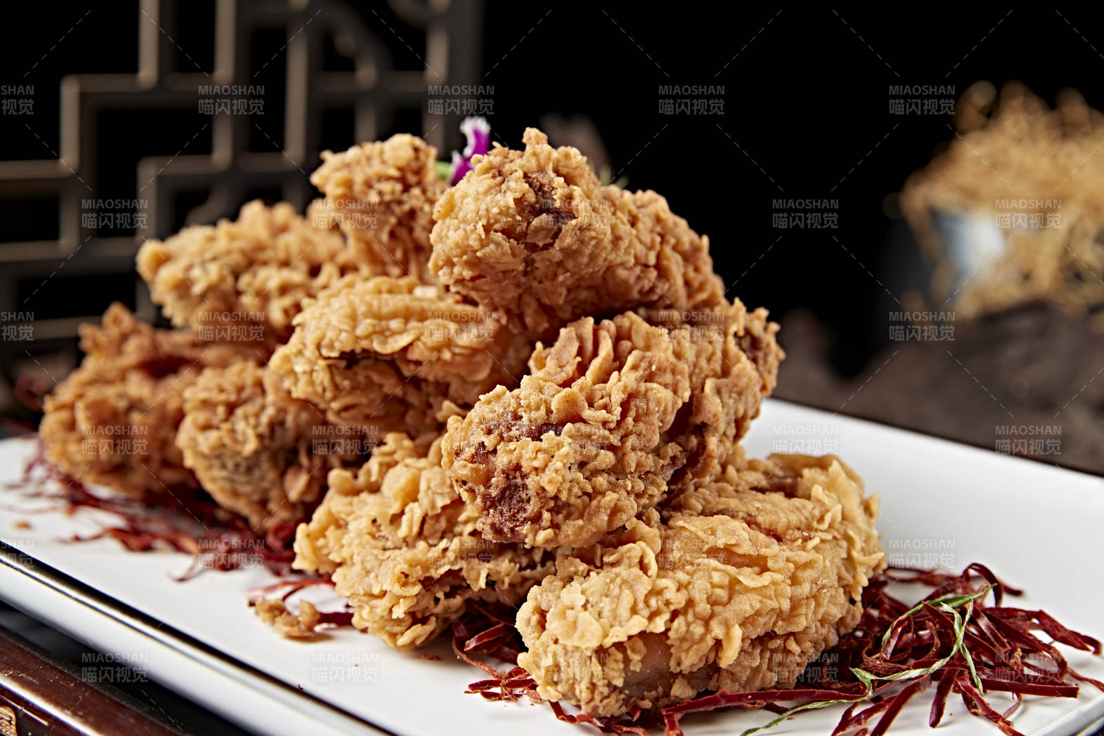 金黄酥脆炸鸡块