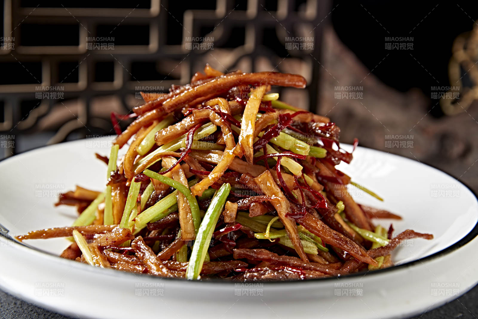 干煸杏鲍菇丝西芹牛肉丝