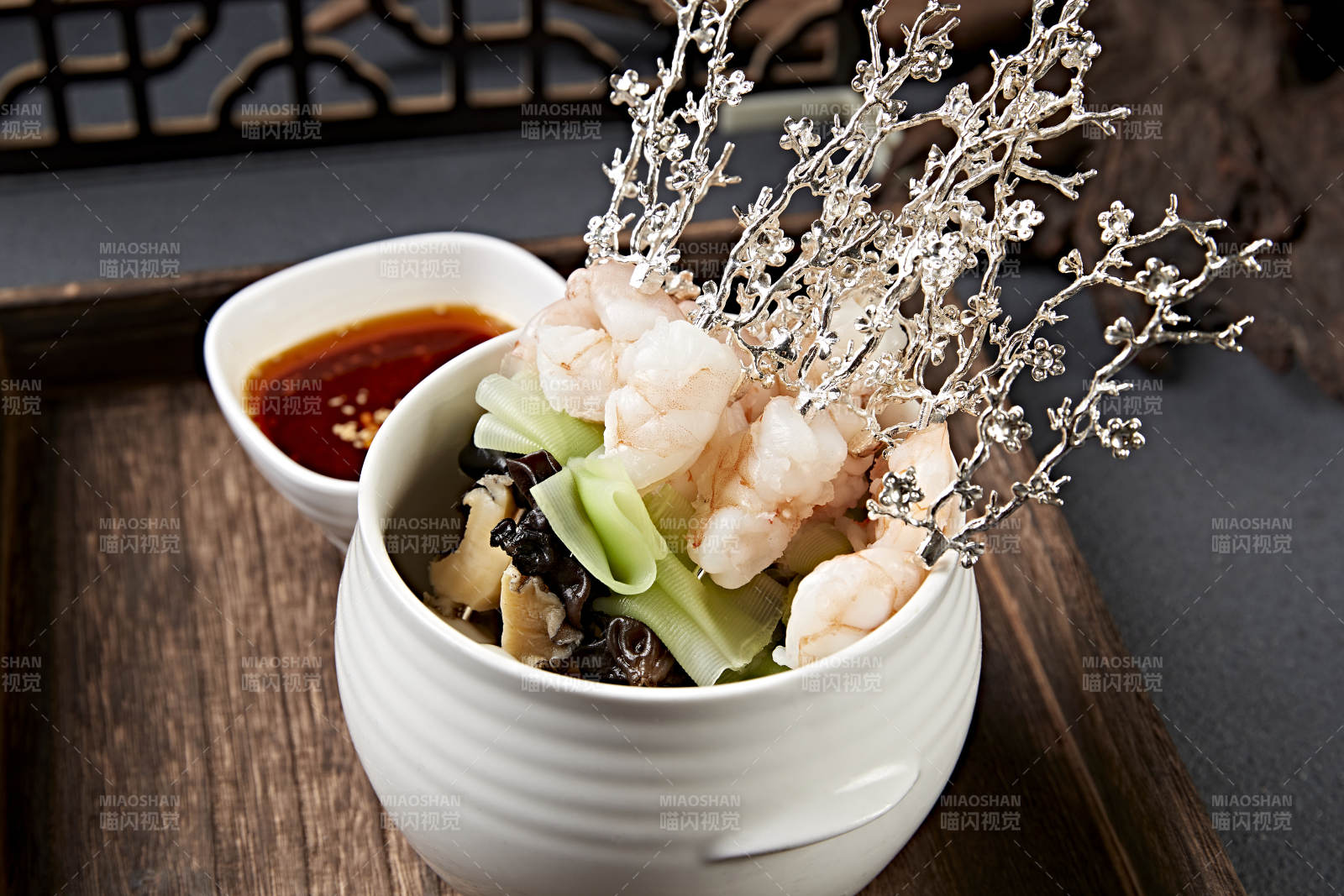 蘸汁冷锅串串香