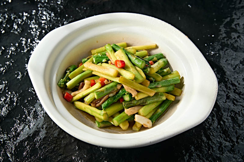 清炒芦笋